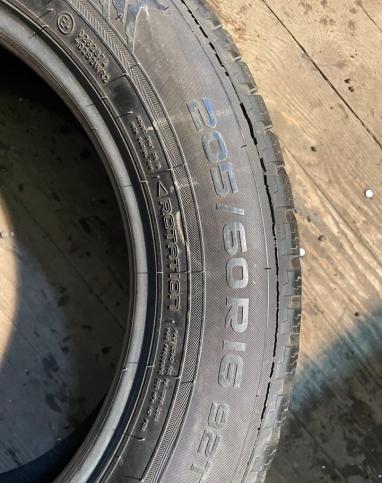 Nokian Tyres Hakkapeliitta 8 205/60 R16