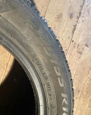 Pirelli Ice Zero 225/55 R18