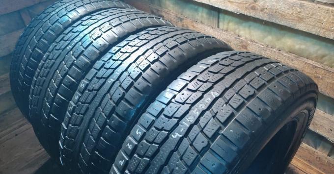 Dunlop SP Winter Ice 01 265/60 R18