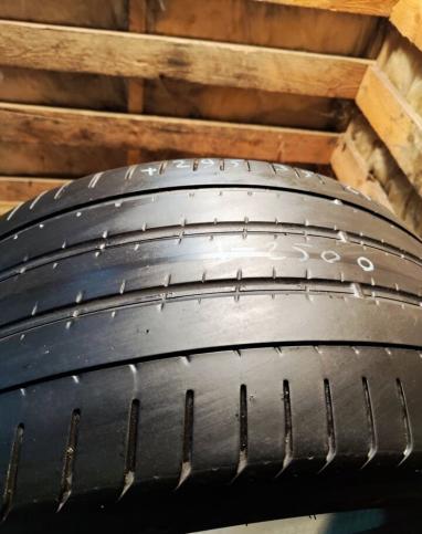 Pirelli P Zero 295/35 R21