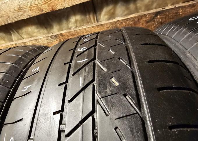 Goodyear Excellence 255/45 R20