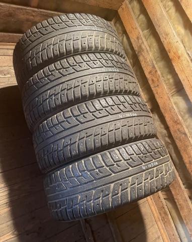 Kumho I'Zen KW22 225/55 R17