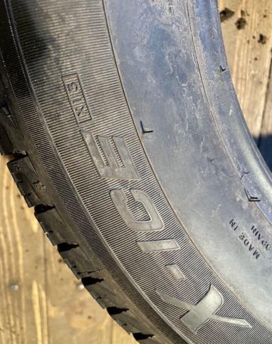 Michelin X-Ice 3 215/65 R16