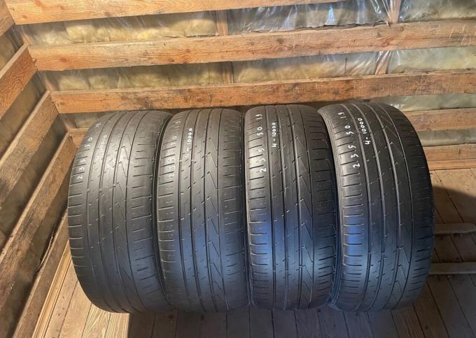 Hankook Ventus S1 Evo 2 SUV K117C 235/50 R19