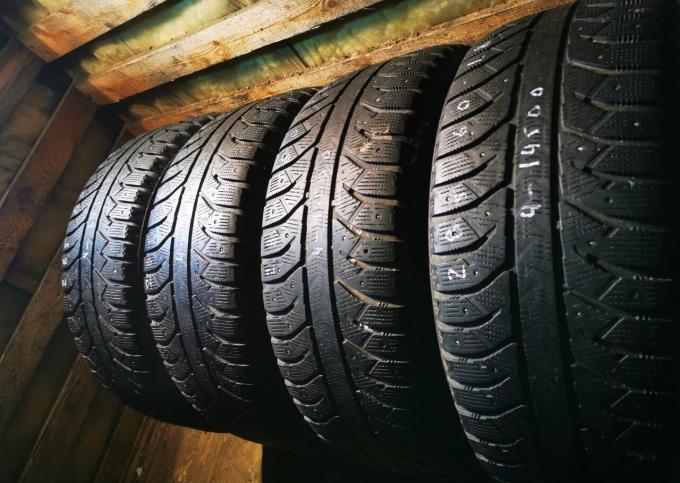 Bridgestone Ice Cruiser 7000 285/60 R18