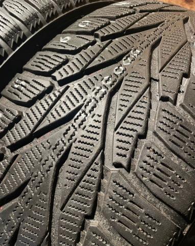 Nokian Tyres Hakkapeliitta R2 SUV 235/60 R18