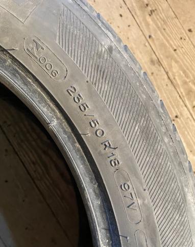 Michelin Latitude Tour HP 235/50 R18