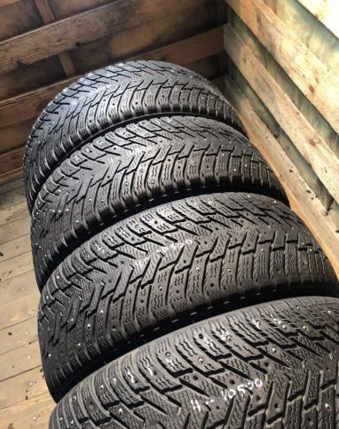 Nokian Tyres Hakkapeliitta 8 215/60 R16