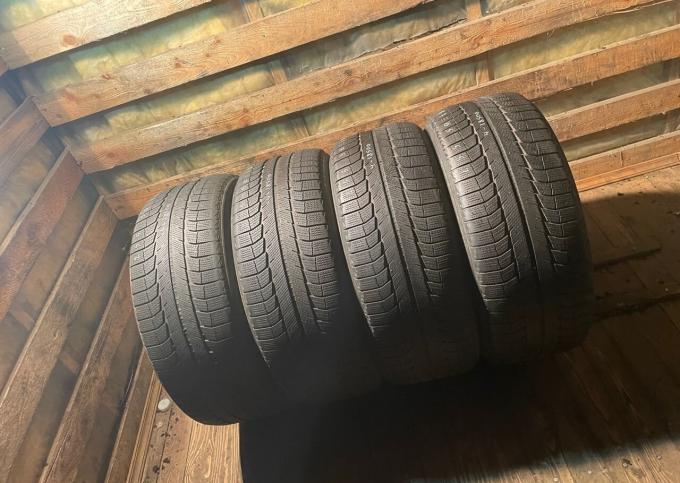 Michelin Latitude X-Ice 255/50 R19