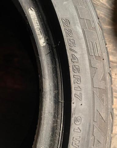 Bridgestone Potenza RE050A 225/45 R17