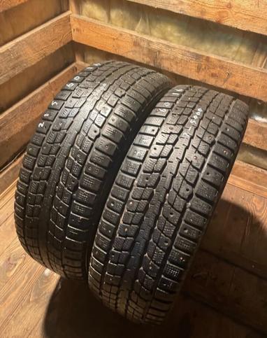 Dunlop SP Winter Ice 01 215/60 R16