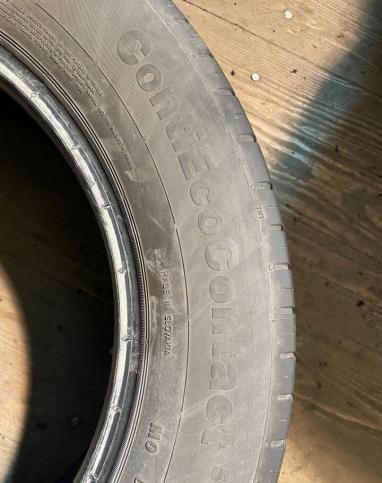 Continental ContiEcoContact 5 215/60 R17