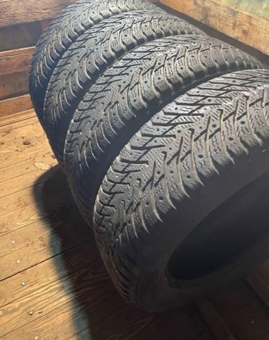 Nokian Tyres Hakkapeliitta 8 205/60 R16