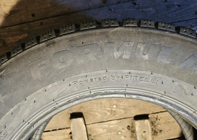 Pirelli Formula Ice 225/65 R17