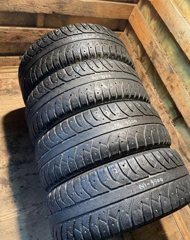 Bridgestone Ice Cruiser 7000 215/60 R16