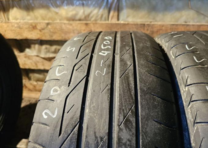 Bridgestone Turanza T001 205/55 R16