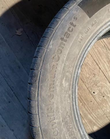 Continental ContiPremiumContact 5 225/60 R17 99V