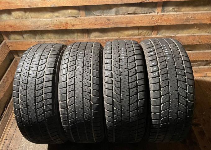 Bridgestone Blizzak DM-V2 265/60 R18