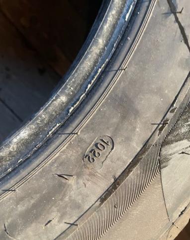 Viatti Strada Asimmetrico 215/60 R16