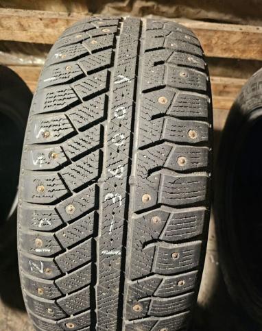 Continental ContiWinterViking 2 215/55 R17