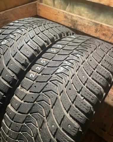 Michelin X-Ice North 3 225/55 R17