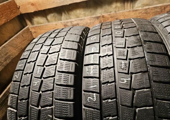 Dunlop Winter Maxx WM01 215/60 R16