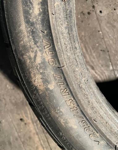 Bridgestone Ecopia EP200 225/45 R17