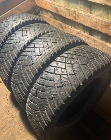 Goodyear Ultragrip Ice Arctic 215/65 R16