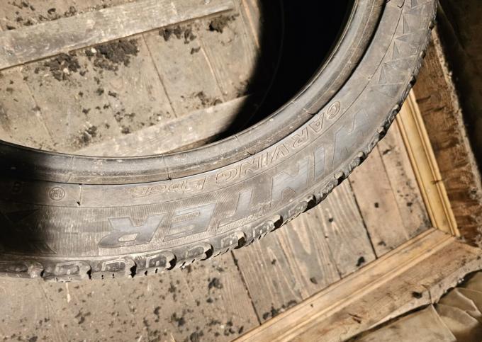 Pirelli Winter Carving Edge 275/40 R20