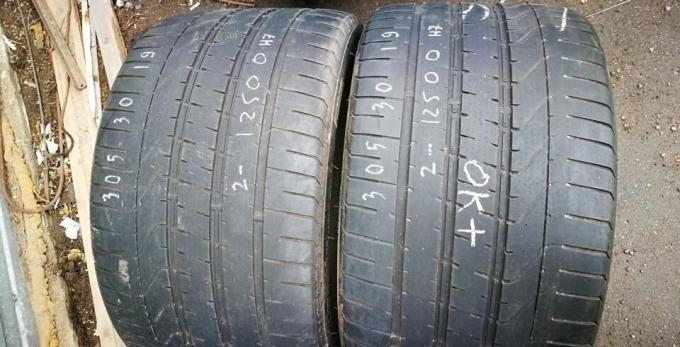 Pirelli P Zero 305/30 R19