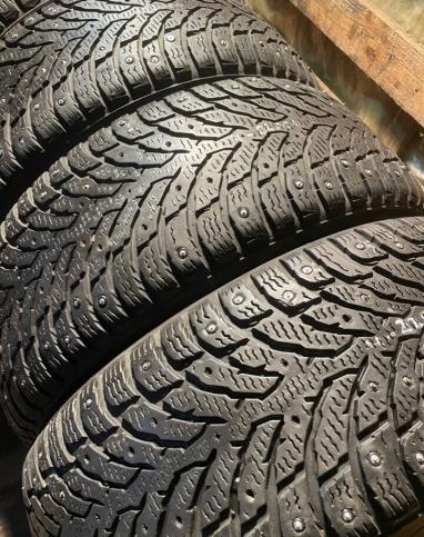 Nokian Tyres Hakkapeliitta 9 215/55 R17