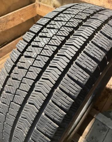 Bridgestone Blizzak Ice 195/55 R16