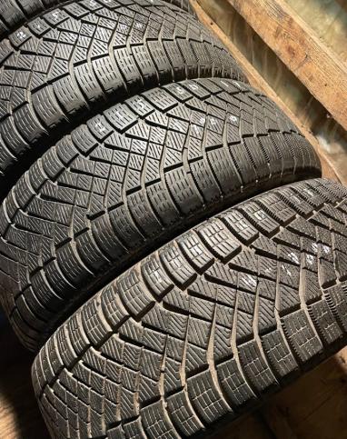 Pirelli Ice Zero FR 215/60 R17