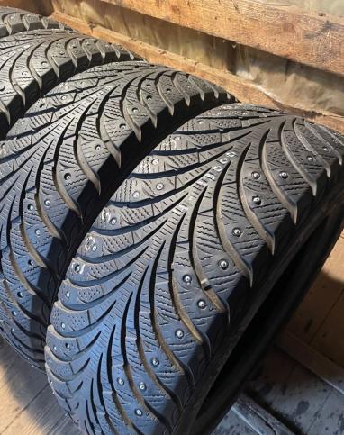 Goodyear UltraGrip Extreme 205/55 R16