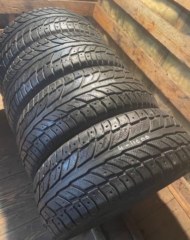 Cooper Weather-Master WSC 235/55 R17