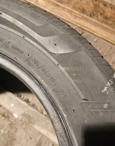 Viatti Strada Asimmetrico 205/65 R16