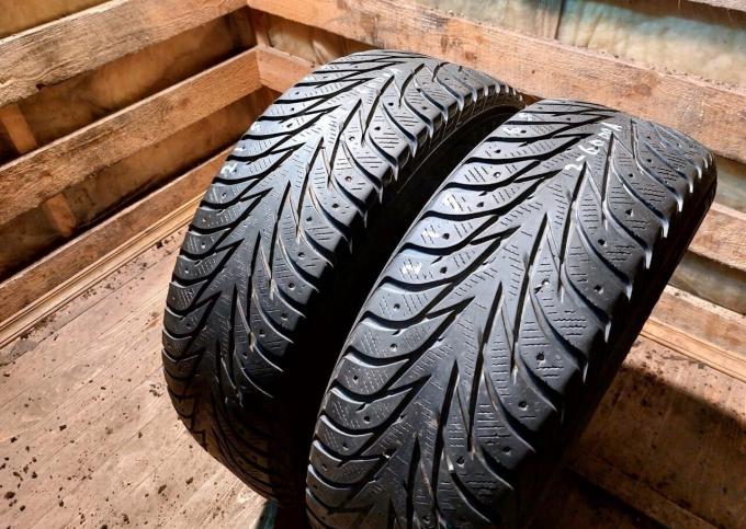 Yokohama Ice Guard IG35 215/65 R16