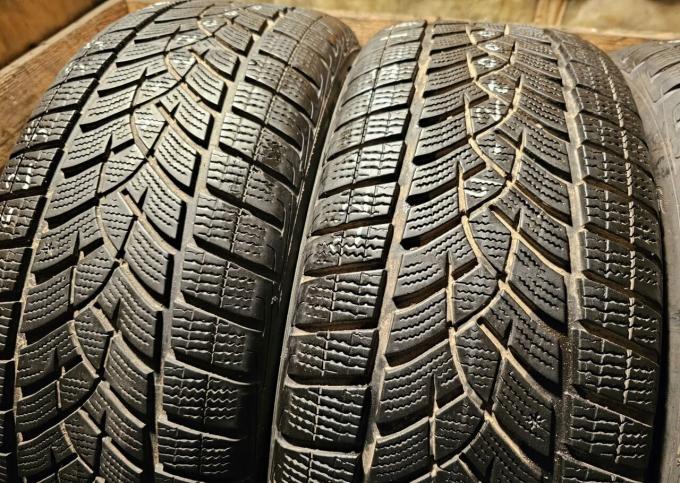 Goodyear UltraGrip Ice SUV 225/55 R18