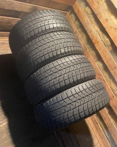 Bridgestone Blizzak DM-V1 245/55 R19