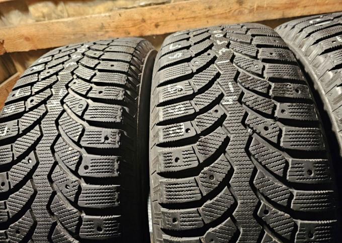 Bridgestone Blizzak Spike-01 265/65 R17