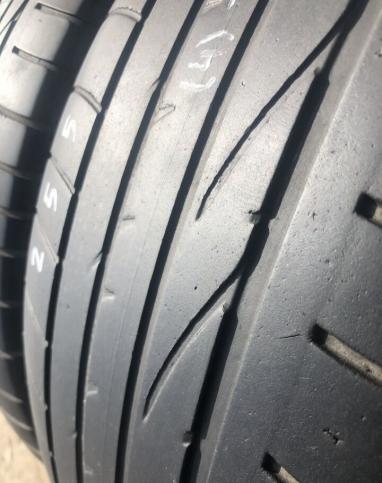 Bridgestone Dueler H/P Sport RFT 255/45 R20