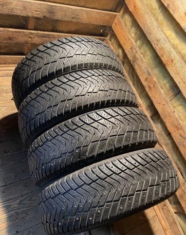 Yokohama Ice Guard IG65 215/60 R17