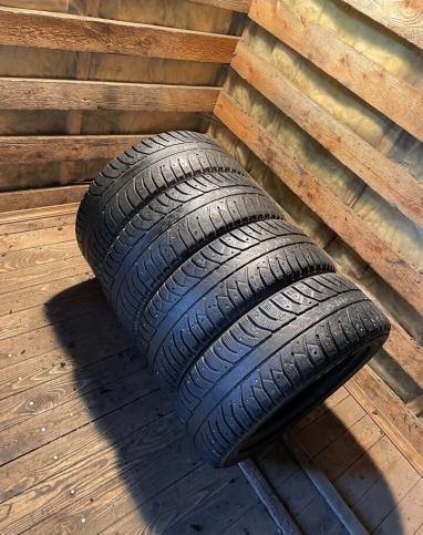 Bridgestone Ice Cruiser 7000 205/55 R16