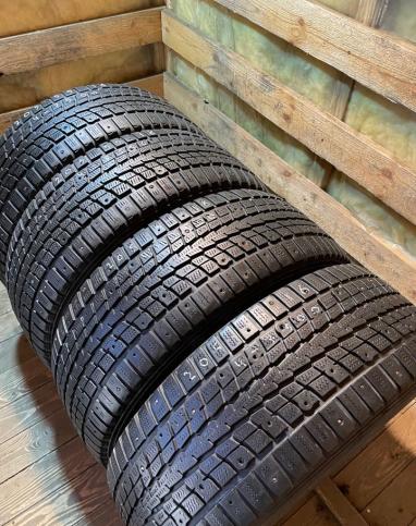 Dunlop SP Winter Ice 01 205/55 R16