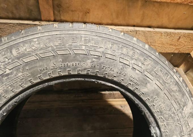 Nokian Tyres Hakkapeliitta 7 SUV 235/65 R17