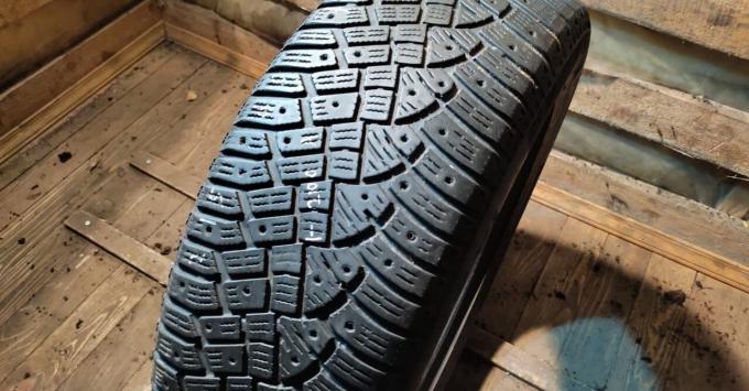 Continental IceContact 2 215/65 R17