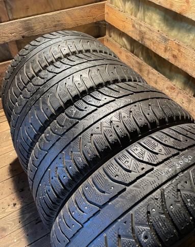 Bridgestone Ice Cruiser 7000 205/55 R16