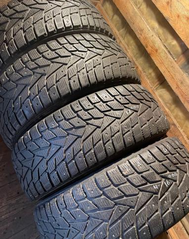 Dunlop SP Winter Ice 02 285/65 R17