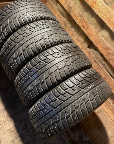 Kumho I'Zen KW22 225/45 R17