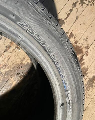 Pirelli Scorpion Zero 255/45 R20